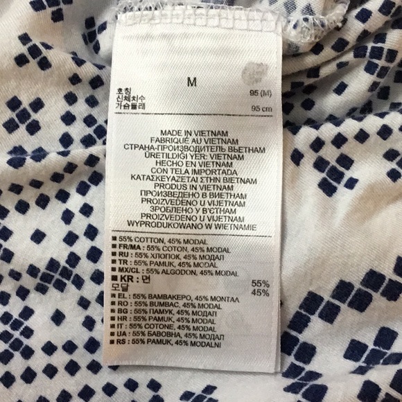 GAP top - Picture 3 of 4